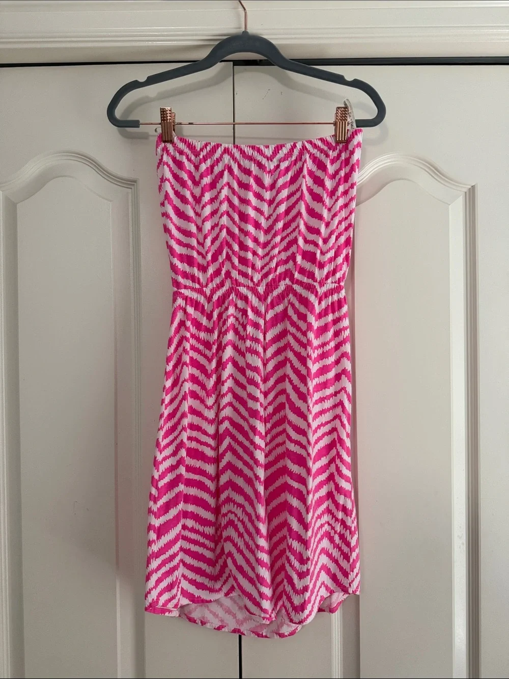 Lilly Pulitzer Women’s Hot Pink Chevron Strapless Summer Dress - Picture 3 of 3